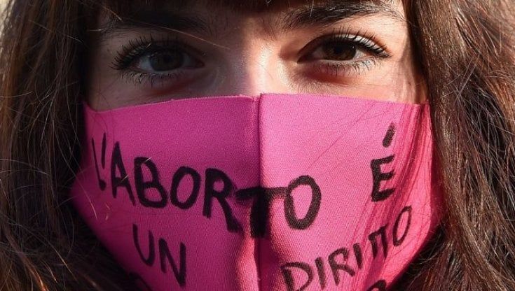 Se lo Stato paga una donna perché  non abortisca 