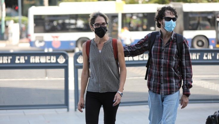 Caso Eitan, il bambino torna in Italia con la zia Aya Biran: "Chiediamo il rispetto della sua privacy" 