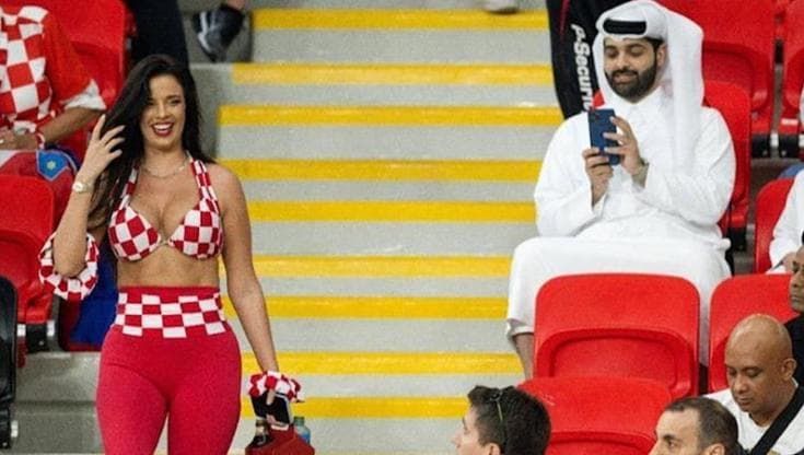Qatar, l'ex Miss Croazia infrange ancora i codici di abbigliamento: le autorità non si oppongono