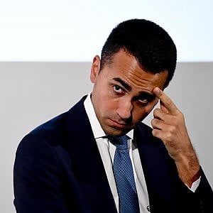 Testuggine romana, i social contro Di Maio: "Ha copiato da Wikipedia"