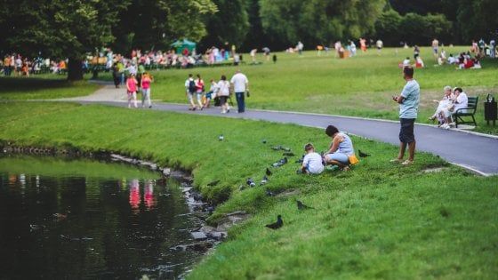 Pasqua e Pasquetta, le previsioni meteo: sole fino a domenica, poi temporali in avvicinamento