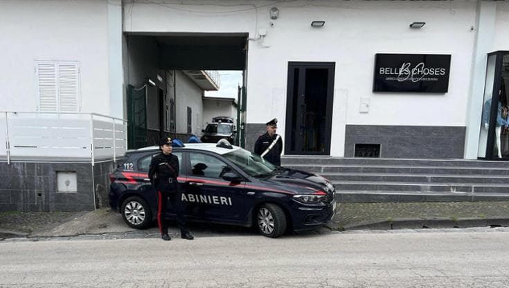 Ottaviano, donna muore ustionata: aveva 31 anni. L’ipotesi: tragedia, non delitto