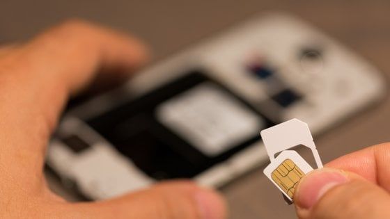 La sim abbandonata comincia a fatturare dopo anni, nuova sorpresa in bolletta per gli utenti
