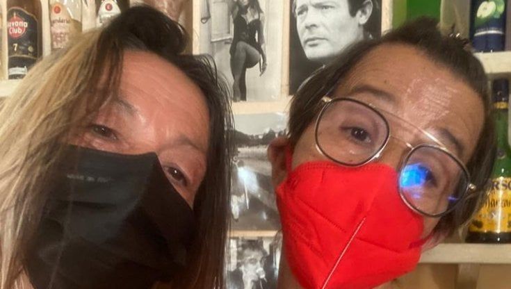 "Chiudiamo la pizzeria, il sogno è finito e i soldi pure. I tavoli sono vuoti..."