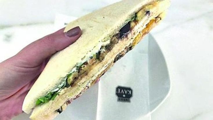 Tramezzino e pasticcino: pranzo al volo, ma con gusto