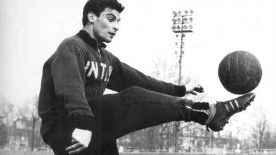 Aristide Guarneri, lo stopper gentiluomo che fece gol a Jascin: "La mia vita con il mago"
