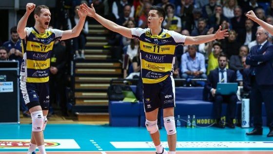 Volley, semifinali scudetto: Civitanova raddoppia, Modena pareggia i conti