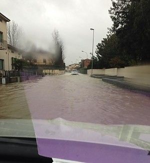 Maltempo, allagamenti a Prato Pistoia<br />evacuate scuole a Poggio a Caiano e Quarrata