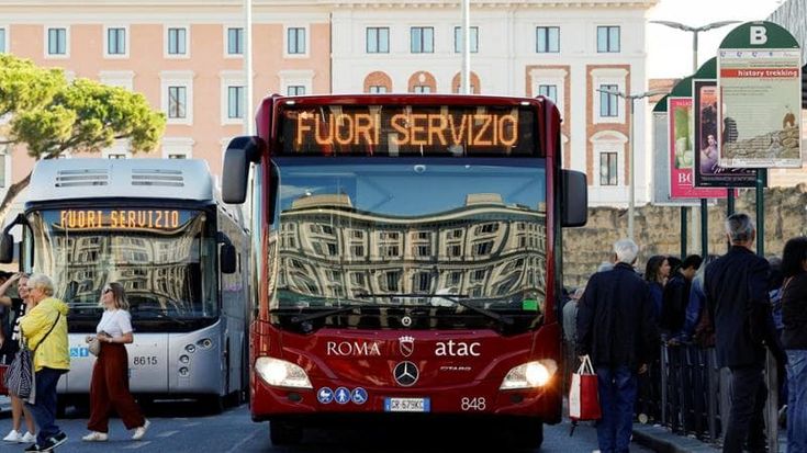 Atac: corse in ritardo, tre milioni e un’app per risarcire gli abbonati