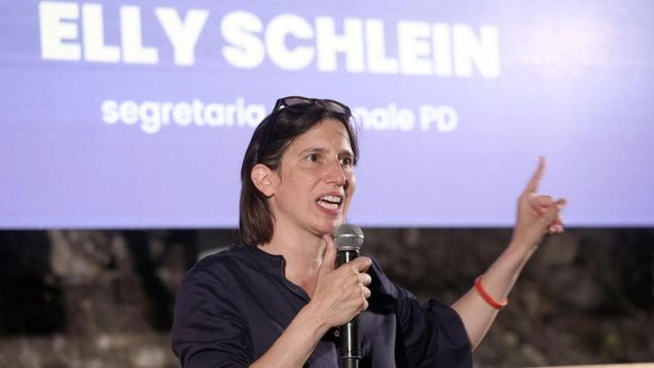 La fuga in avanti di Conte su primarie e Ucraina. Schlein: “Non funziona così”