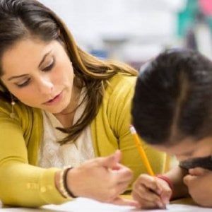Sostegno, quattro alunni su dieci hanno cambiato docente