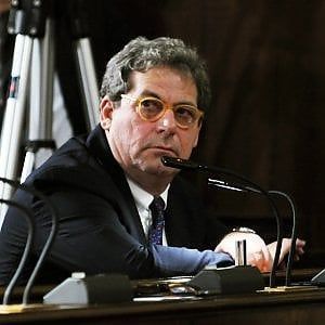 Niente tagli ai superstipendi e un nome nuovo per l'Antimafia: le scelte di Miccichè