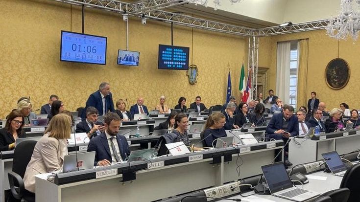 Approvate, mai attuate: l’agonia di dieci leggi rimaste ferme da anni in Consiglio regionale