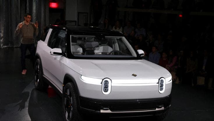 Uber, accordo con Rivian per dominare il mercato dei robotaxi