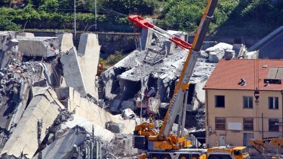 Bertolaso: "Il crollo del ponte di Genova tragedia annunciata come il Vajont"