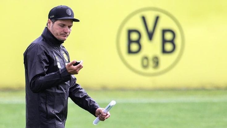 Dortmund, lo sponsor è un produttore di armi: protesta dei tifosi tedeschi
