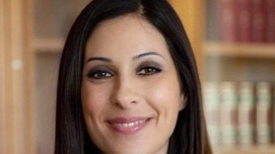 Referendum, la fronda dei grillini per il No. Mara Lapia: "Senza legge elettorale riforma monca e pericolosa"