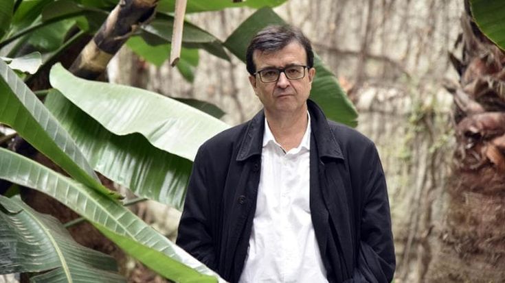 Cercas: “Non sono un fan di Sanchez ma ha fatto la cosa giusta. Il trumpismo non è fascismo, è peggio”