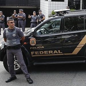 Brasile, turista italiano ucciso a coltellate dopo una festa: il corpo trovato in uno stanzino