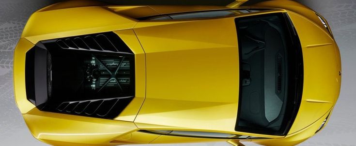 Lamborghini Huracan EVO RWD, inno alla guida