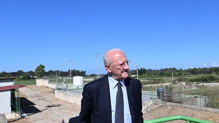 Vincenzo De Luca, a Salerno è tornato lo sceriffo: “Basta illegalità”