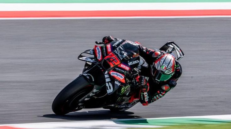 MotoGp, Bezzecchi in pole al Mugello e prima fila targata Aprilia. Marc Marquez 4°, Bagnaia 6°