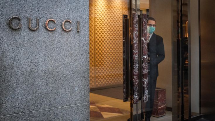 Gucci riapre il centro di Scandicci: garantita la sicurezza dei dipendenti
