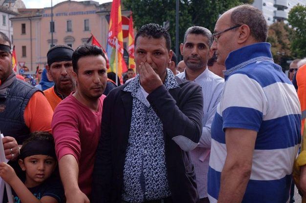 Piacenza, i lavoratori in corteo dopo la morte dell'operaio