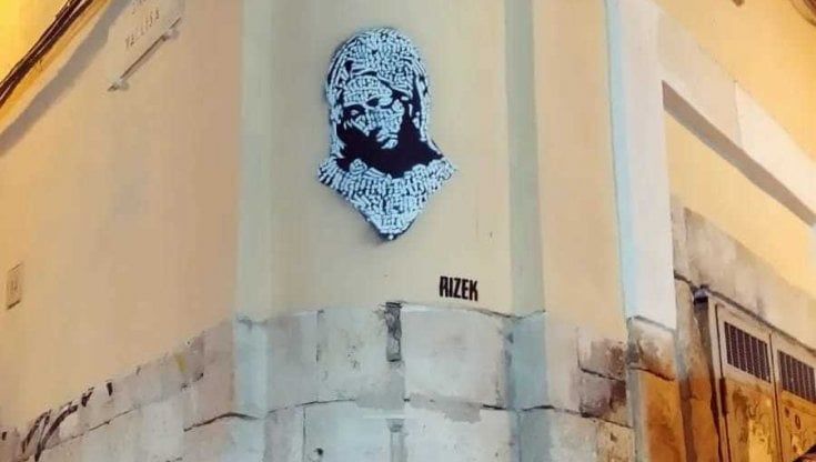Street art, tra i vicoli di Bari vecchia spunta la madonna di Rizek