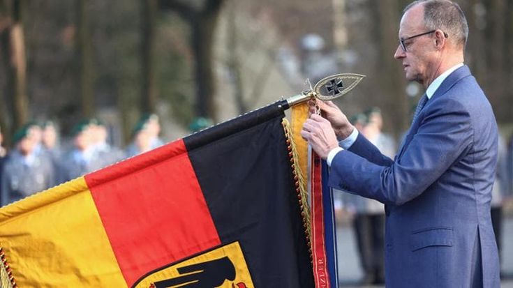 Germania, ai maschi arruolabili serve l’ok per viaggiare all’estero