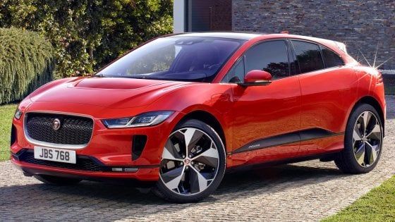 Tutta la Jaguar che c'è: allo show svizzero svolta elettrica
