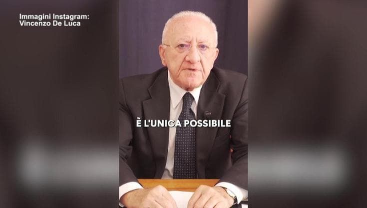 Vincenzo De Luca: "Una manganellata tra capo e collo è una lezione che non si dimentica "