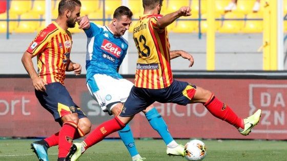Lecce, il Napoli è di un altro pianeta: doppietta di Llorente e 1-4 al Via del Mare
