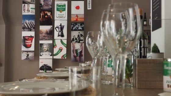 Nel ristorante vegano al 100 per cento, tra goliardia e provocazioni