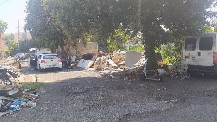 I controlli al campo rom, nel covo di via dei Gordiani: “Da qui non ce ne andiamo”