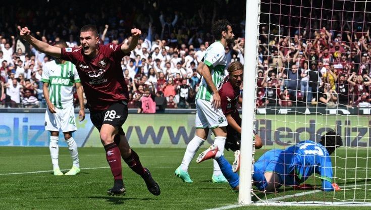 Salernitana-Sassuolo 3-0: i granata vincono e vedono la salvezza