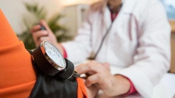 Via agli scioperi contro la manovra, medici in piazza: “Lanceremo le dimissioni di massa”