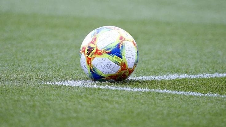 Calcio under 16: rissa sugli spalti e un genitore prende a calci un 15enne