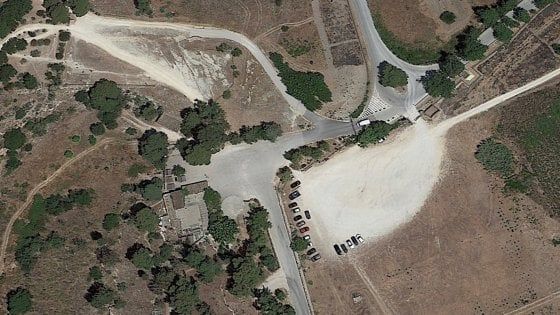 Sequestrato il parcheggio dell'area archelogica di Segesta