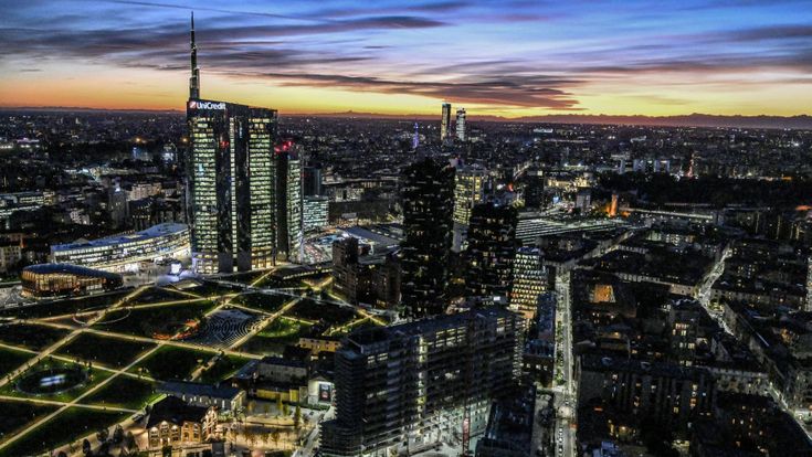 Giovane, ricca, a misura d'uomo: il fascino discreto di Milano