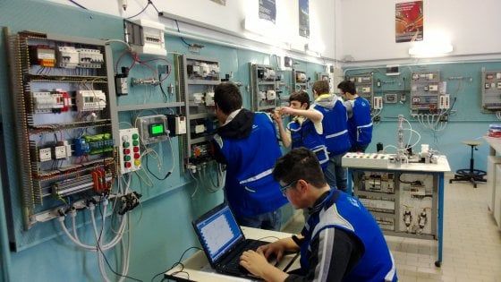 Flop ‘Garanzia giovani', solo l'1% degli iscritti  trova lavoro stabile col piano di  tirocinio