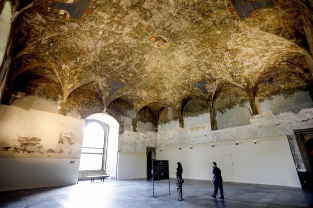 Riapre la Sala delle Asse al Castello Sforzesco: i disegni leonardeschi visibili fino a settembre