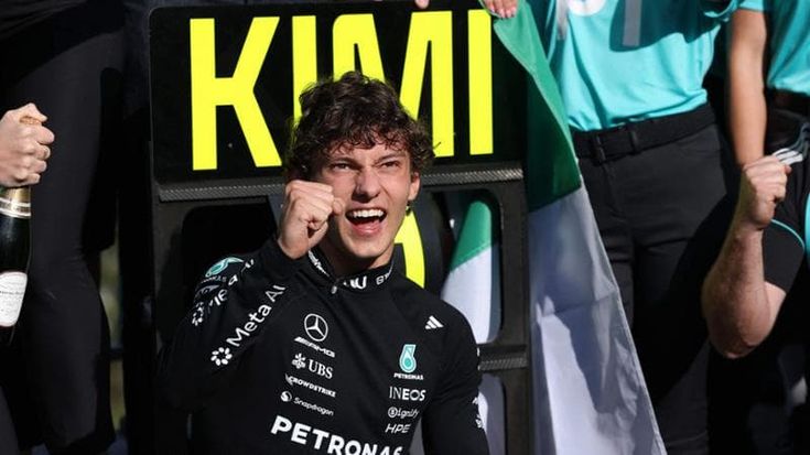 Kimi Antonelli: “Stacco, vado in barca e papà fa il dj. Mentre mia sorella si vende i miei autografi”