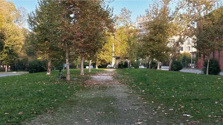 Una passeggiata sotto i tigli, la svolta verde per via Marina