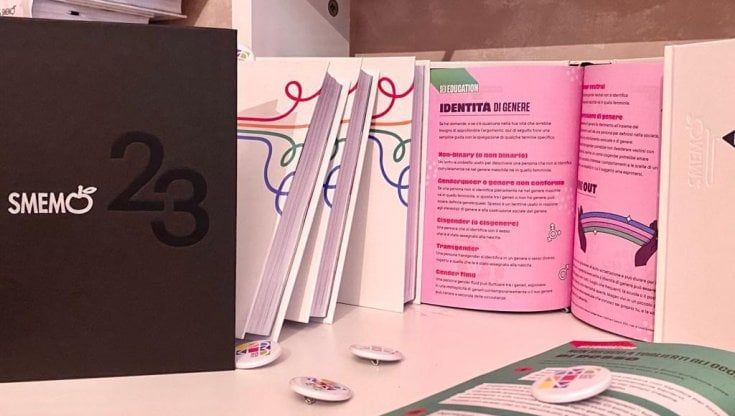 Genova. regalate 5mila agende Smemoranda con le pagine su sessualità e gender che provocarono la fatwa di Pillon