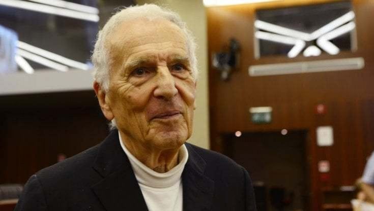Silvio Garattini: "I vaccini sono sicuri. Non visti effetti avversi nel lungo periodo"