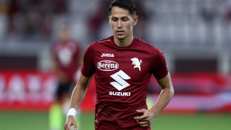 Calciomercato, le ultime news del 13 agosto: il Napoli piomba su Ndombele e ha il sì di Navas. Torino, scoppia il caso Lukic: cessione vicina. Ma ecco Schuurs