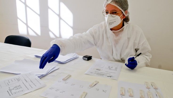  Covid, nel Casertano torna a salire la curva dei contagi