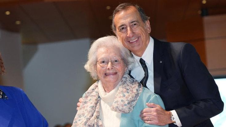 Ambrogini, il discorso di Sala alla cerimonia: “Rispondiamo a chi non studia e vive solo di slogan”