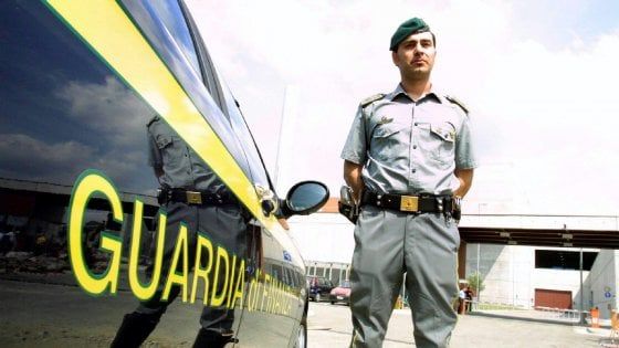 Consulenti del lavoro infedeli scoperti dalla Finanza a Napoli